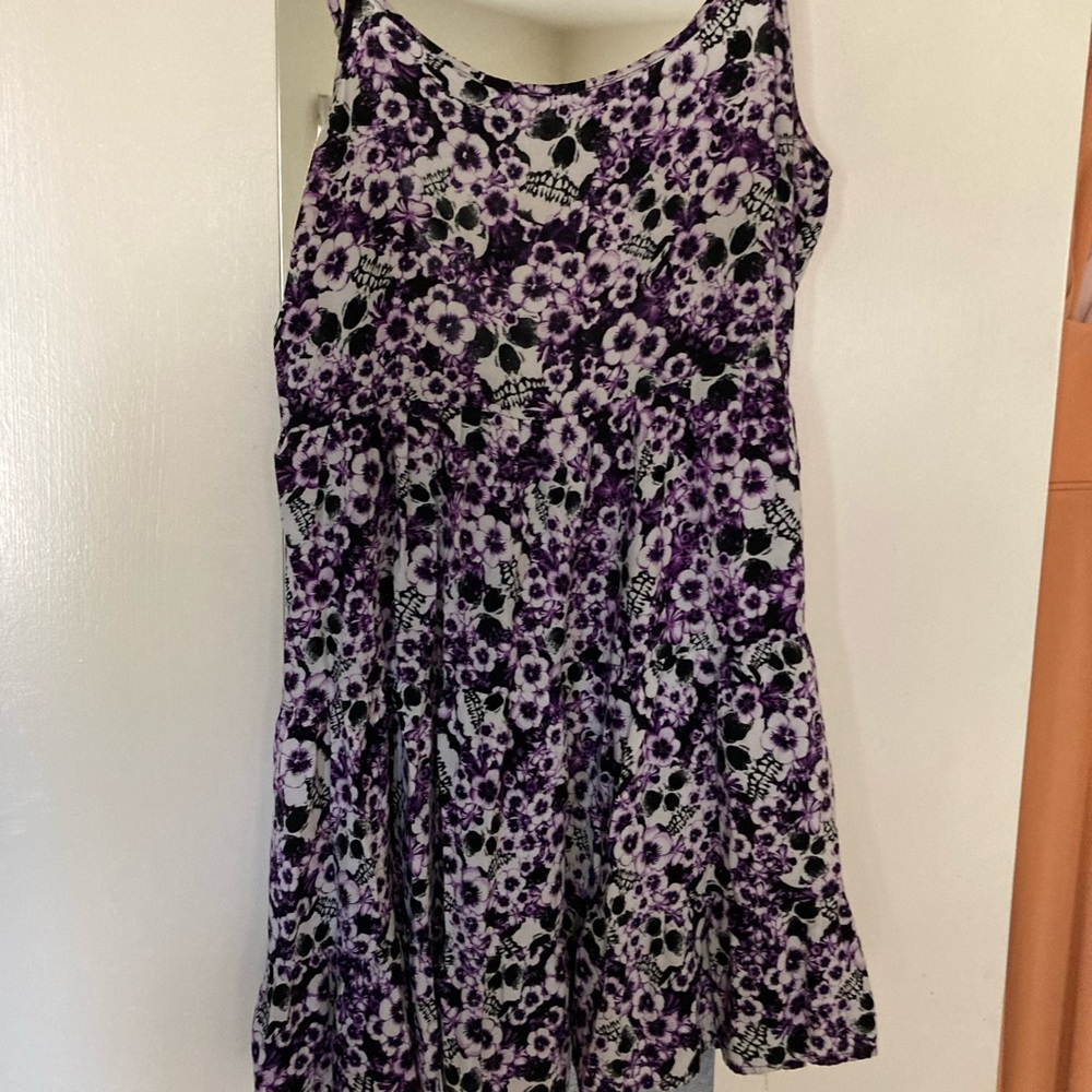 Hot Topic Open Back Sun Dress💕☠️